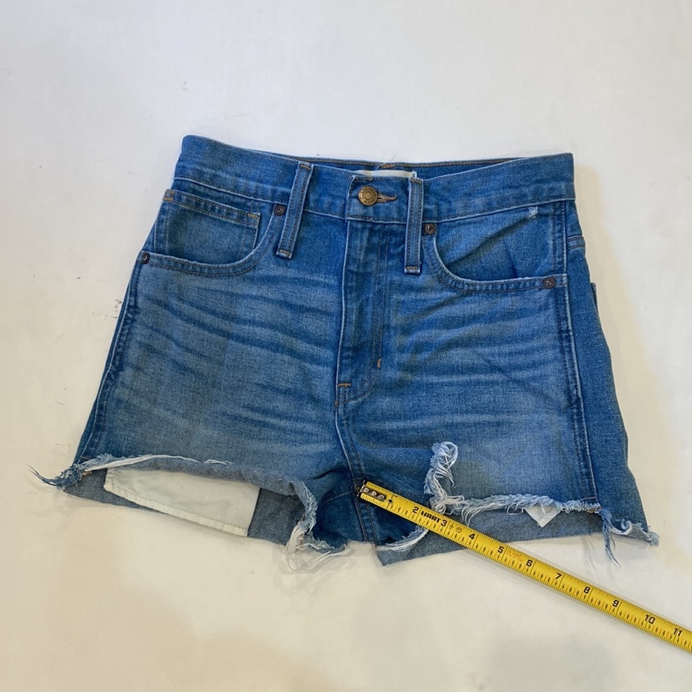 Madewell The Perfect Jean Short: Step-Hem Edition - Picture 8 of 15